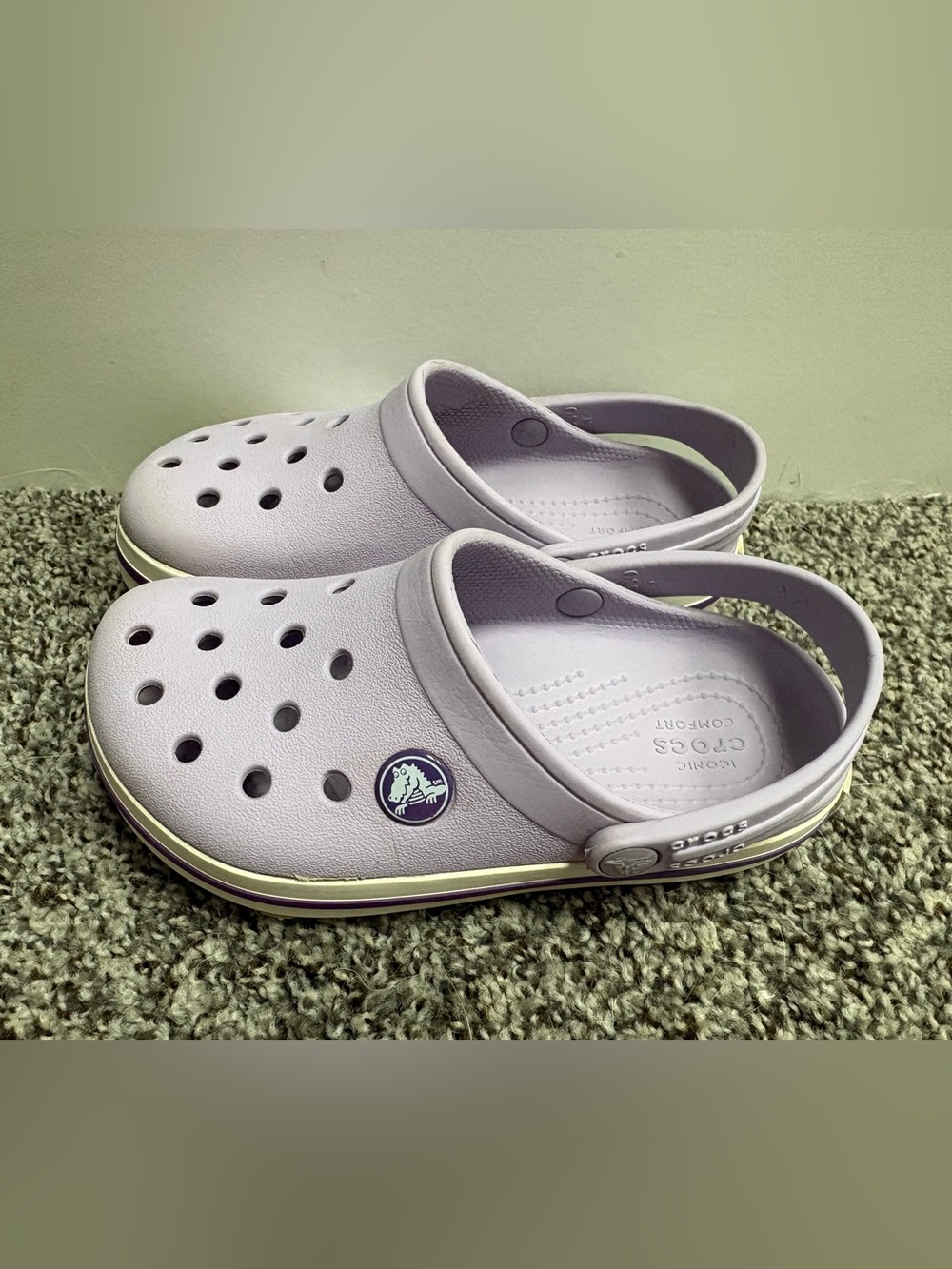 CROCS Waterproof Slip on Clog in Light Lavender Size 10c